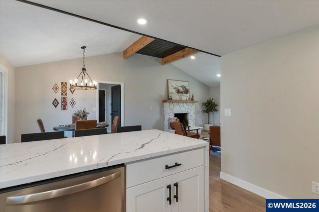 1425 Western Av, Stayton, OR 97383
