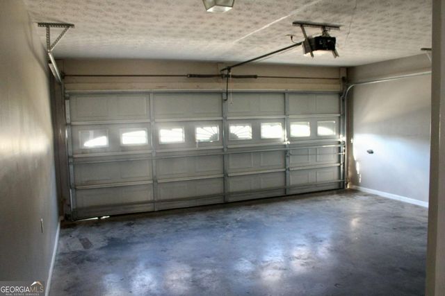 3755 Fern Creek Drive, Flowery Branch, GA 30542