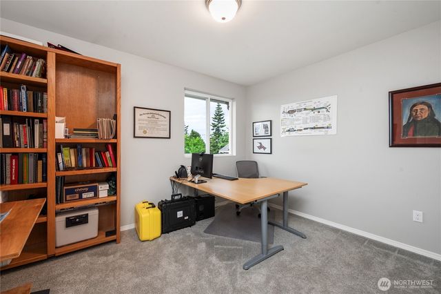 5519 Whitehorn Way, Blaine, WA 98230
