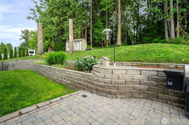 5519 Whitehorn Way, Blaine, WA 98230