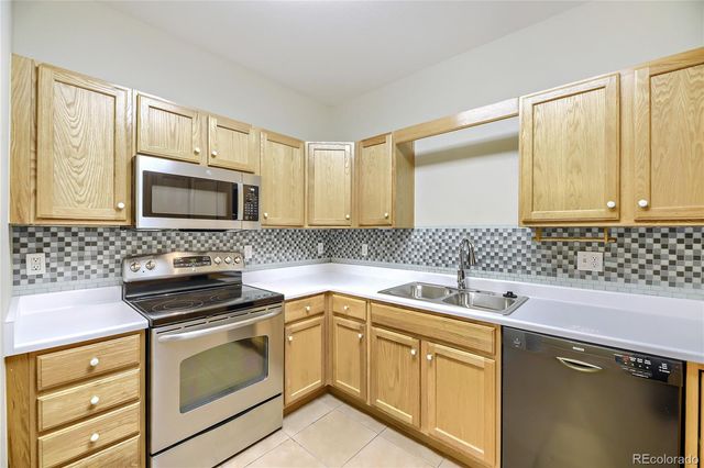 2896 W Riverwalk Circle A208, Littleton, CO 80123