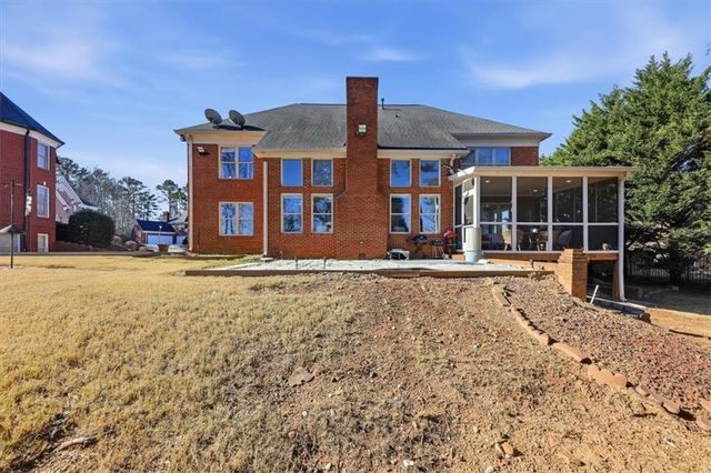 1121 Hiddenbrook Lane, Suwanee, GA 30024