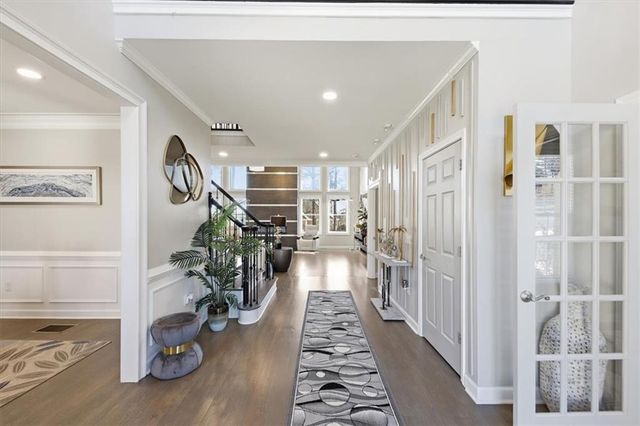 1121 Hiddenbrook Lane, Suwanee, GA 30024