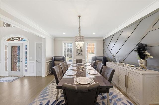 1121 Hiddenbrook Lane, Suwanee, GA 30024