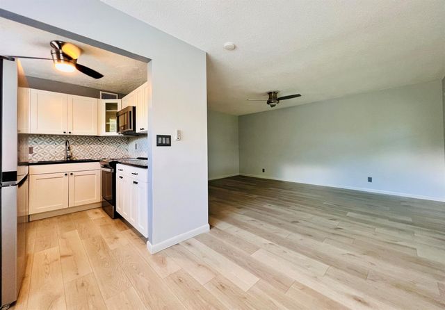 260 Dorchester K, West Palm Beach, FL 33417