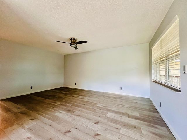 260 Dorchester K, West Palm Beach, FL 33417