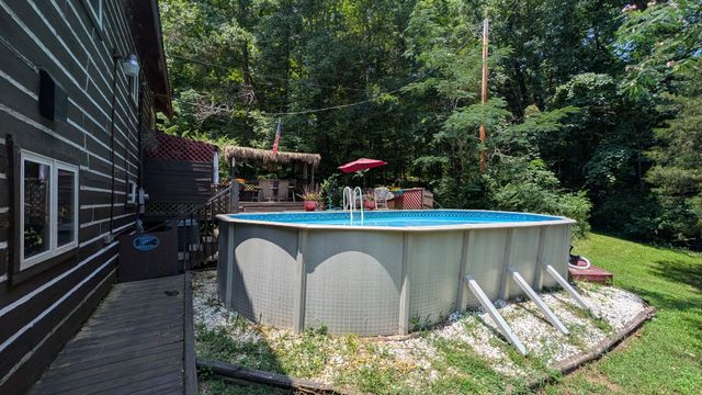 480 Hickman Shores Rd, Dover, TN 37058