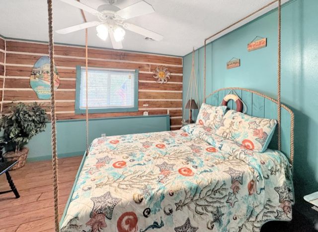 480 Hickman Shores Rd, Dover, TN 37058