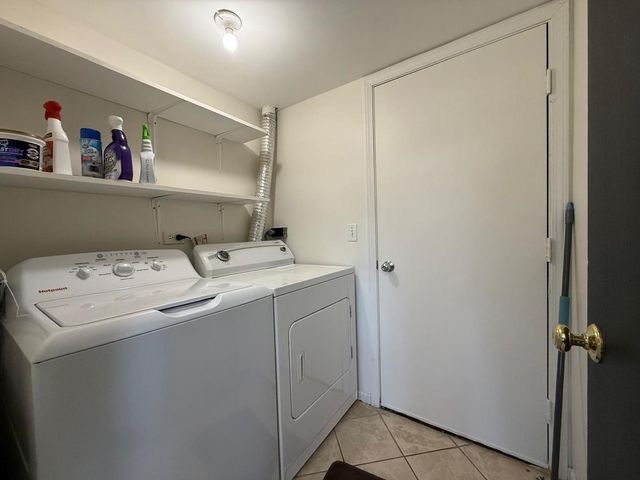 295 Chrisman Drive, Streamwood, IL 60107