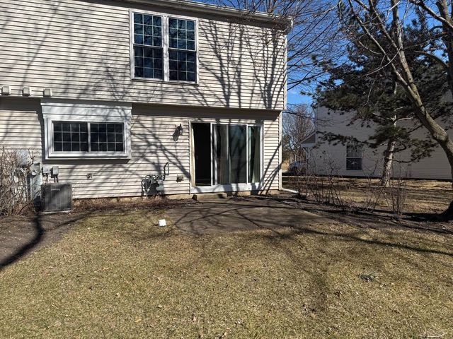 295 Chrisman Drive, Streamwood, IL 60107