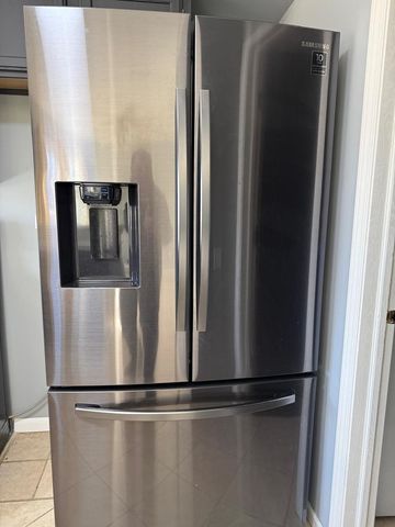 295 Chrisman Drive, Streamwood, IL 60107