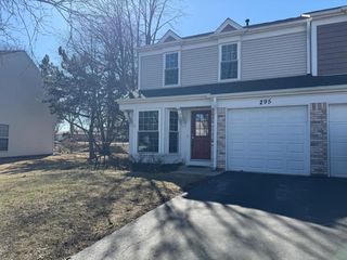 295 Chrisman Drive, Streamwood, IL 60107
