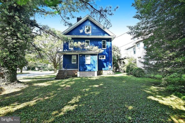 2303 ELSINORE AVE, Baltimore, MD 21216