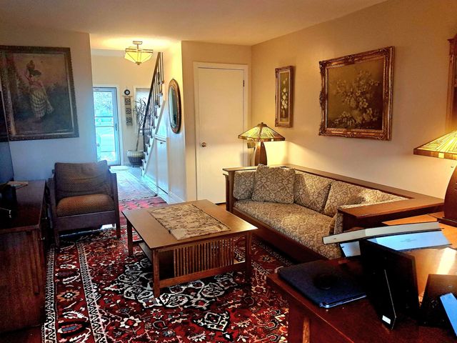 262 Stonebridge Drive, Nashua, NH 03063