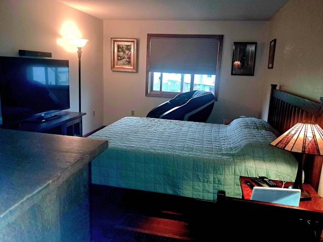 262 Stonebridge Drive, Nashua, NH 03063