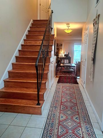 262 Stonebridge Drive, Nashua, NH 03063