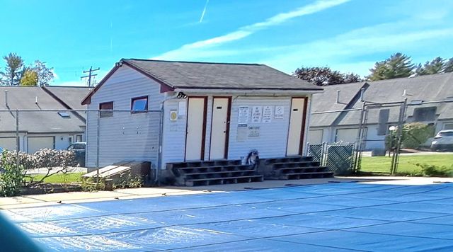 262 Stonebridge Drive, Nashua, NH 03063