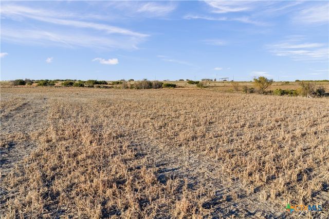 11064 County Road 210, Bertram, TX 78605