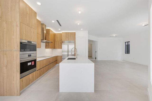 19670 NE 14th Court 19670, Miami, FL 33179