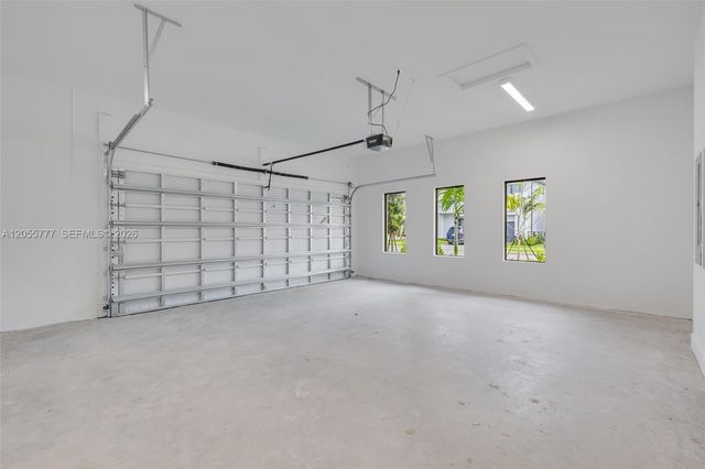 19670 NE 14th Court 19670, Miami, FL 33179