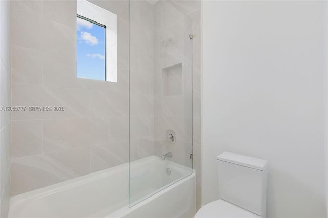 19670 NE 14th Court 19670, Miami, FL 33179