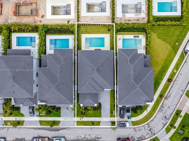 19670 NE 14th Court 19670, Miami, FL 33179