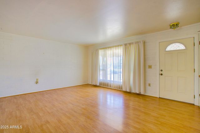 10635 N 103RD Avenue, Sun City, AZ 85351