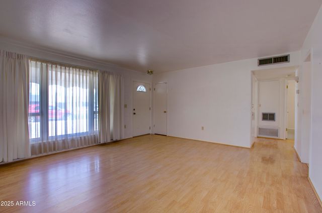 10635 N 103RD Avenue, Sun City, AZ 85351