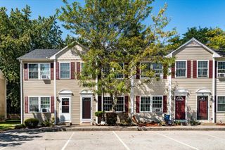 49 Harvell St Unit 9, Manchester, NH 03102