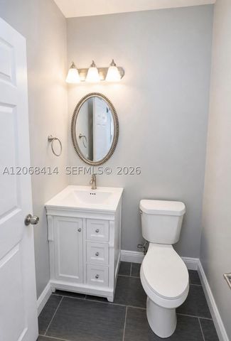 11840 SW 99th St 11840, Miami, FL 33186