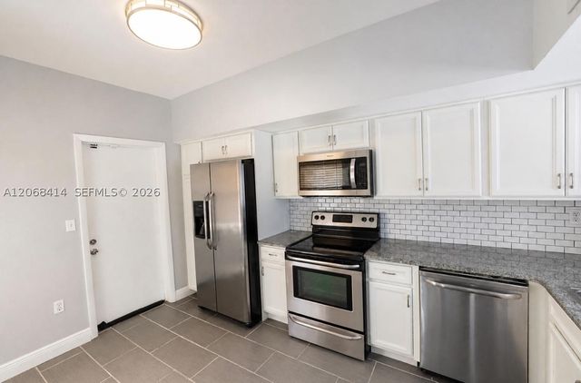 11840 SW 99th St 11840, Miami, FL 33186