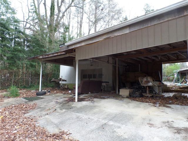 6708 S Dillon Road, Austell, GA 30168