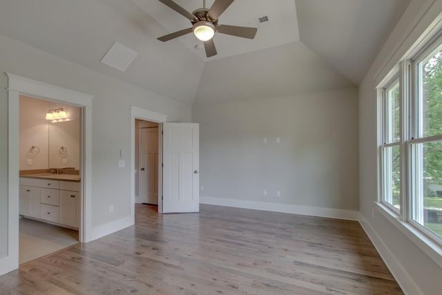 5708B Tennessee Ave, Nashville, TN 37209