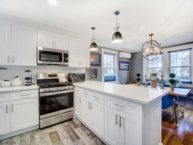 38 Warner Ave, Springfield Twp., NJ 07081