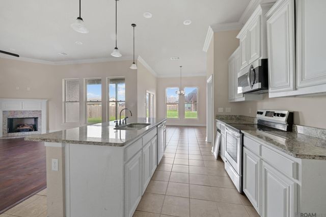 6397 Union Dr, Addis, LA 70710