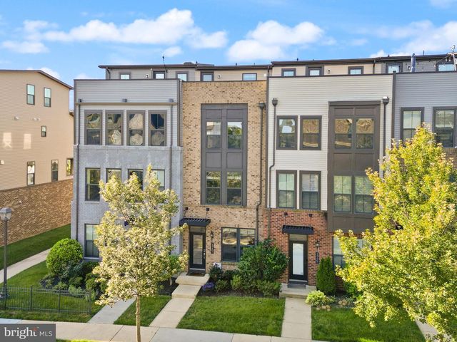 43407 SOUTHLAND ST, Ashburn, VA 20148