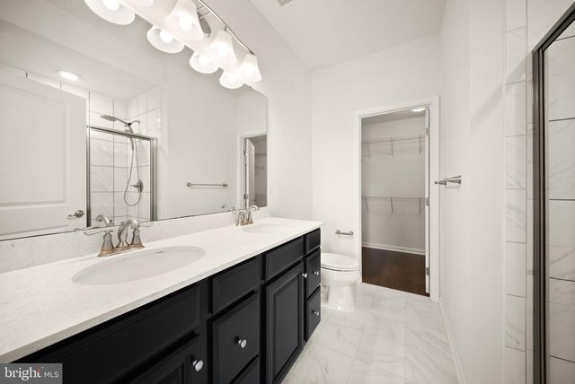 43407 SOUTHLAND ST, Ashburn, VA 20148