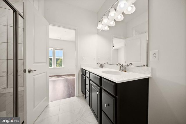 43407 SOUTHLAND ST, Ashburn, VA 20148