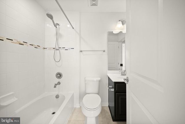 43407 SOUTHLAND ST, Ashburn, VA 20148