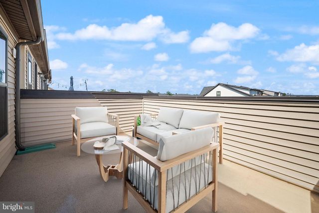 43407 SOUTHLAND ST, Ashburn, VA 20148