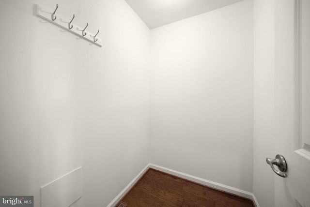 43407 SOUTHLAND ST, Ashburn, VA 20148
