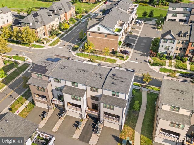 43407 SOUTHLAND ST, Ashburn, VA 20148