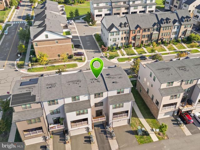 43407 SOUTHLAND ST, Ashburn, VA 20148