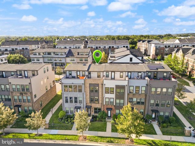43407 SOUTHLAND ST, Ashburn, VA 20148