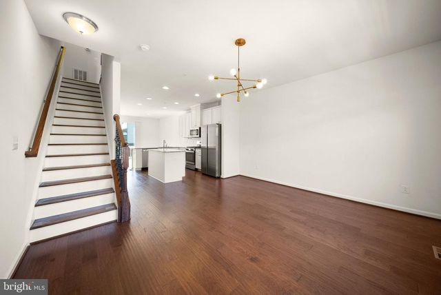 43407 SOUTHLAND ST, Ashburn, VA 20148