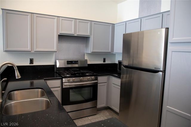 5171 Briar Patch Way, Las Vegas, NV 89118