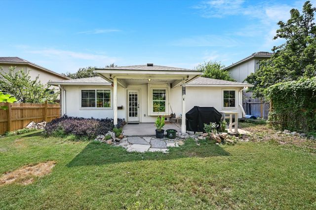 1104 Battenburg TRL, Pflugerville, TX 78660
