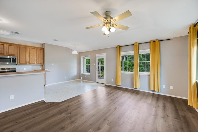 1104 Battenburg TRL, Pflugerville, TX 78660