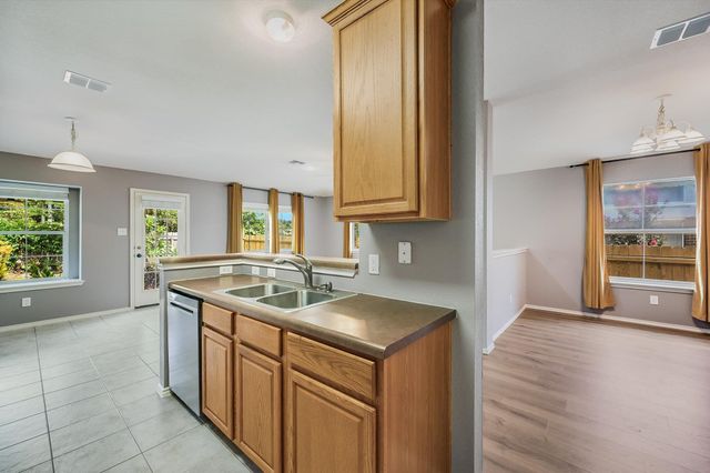 1104 Battenburg TRL, Pflugerville, TX 78660