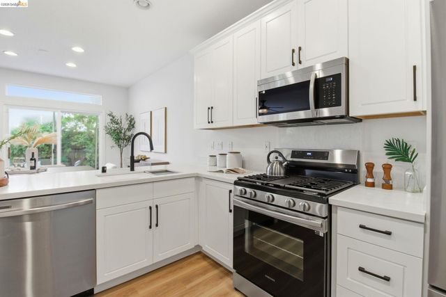 7589 Odyssey Way, Dublin, CA 94568